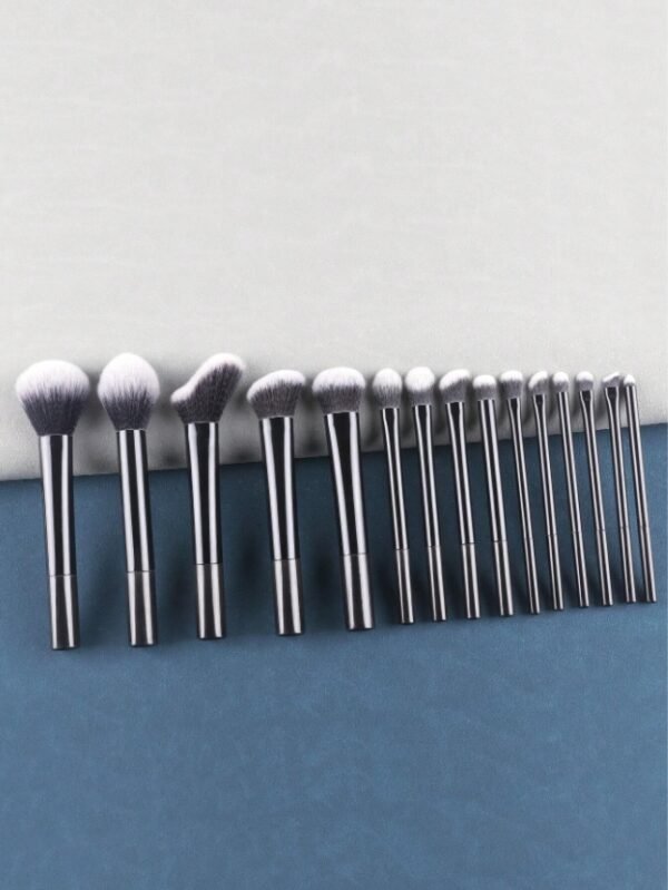 12pcs Multi-Functional Makeup Brush Set Including Powder Brush, Blush Brush, Foundation Brush, Eyeshadow Brush, Blending Brush, Contour Brush, Along With An Oblique Cut Beauty Blender, Rounded Beauty Blender, And White Powder Puff